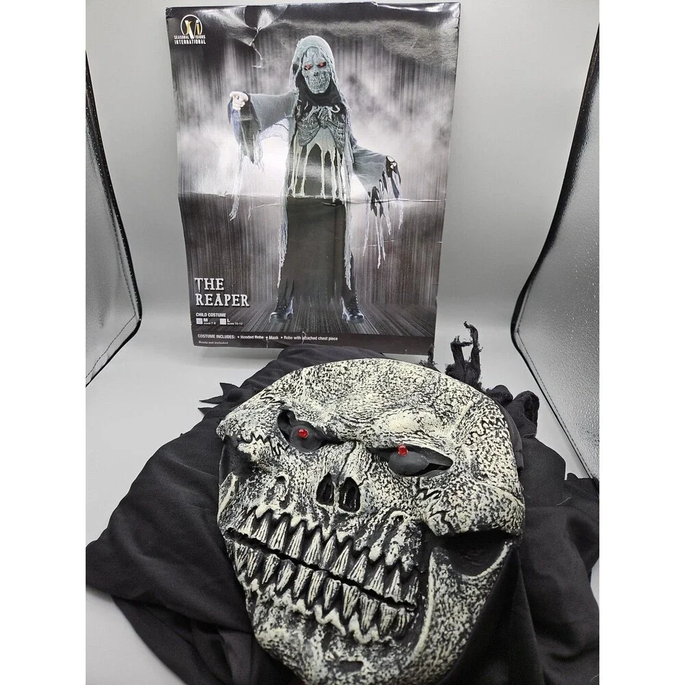 Kids The Reaper Halloween Costume  Medium Size 7-8 Glowing Eyes Seasonal Visions